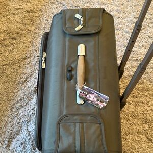 Briggs & Riley Green and Tan Luggage Travel Bag